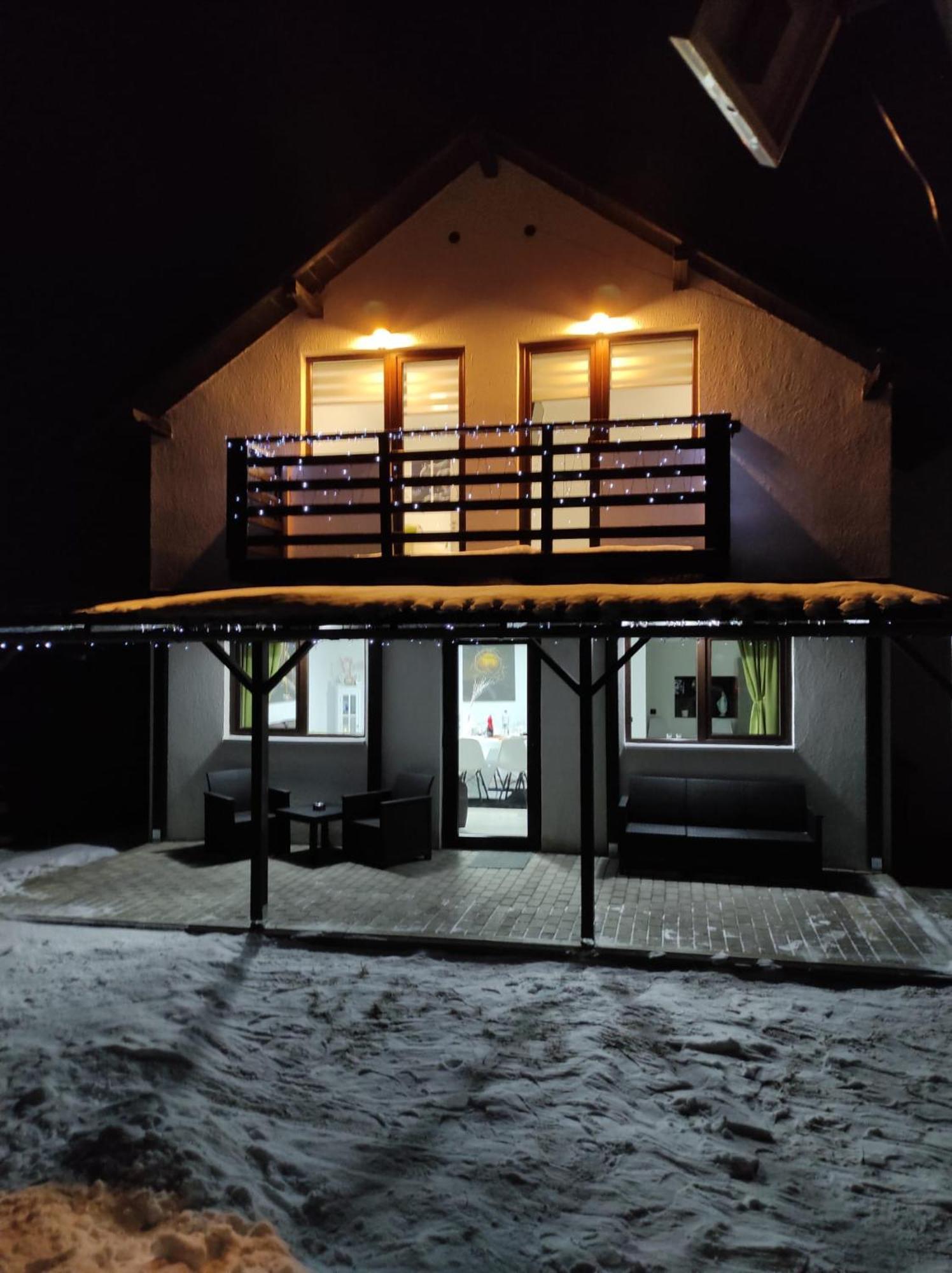 Vila Raisa Neagra Sarului Exterior foto